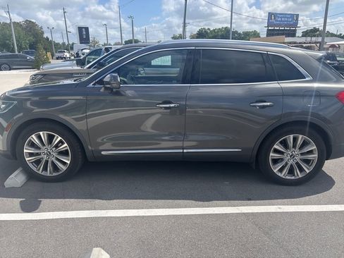 Used 2018 Lincoln MKX Reserve w/ Driver Assistance Package image 3