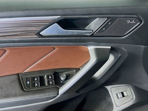 Used 2024 Volkswagen Tiguan SEL R-Line image 12