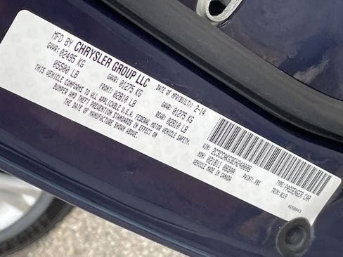 Used 2014 Chrysler 300 C AWD/4WD image 35