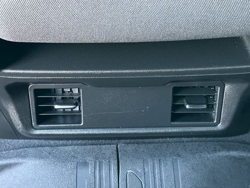 Used 2022 Chevrolet Silverado 2500 Custom w/ Custom Convenience Package image 14