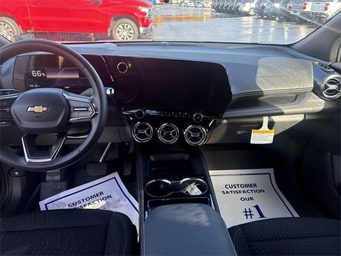 New 2025 Chevrolet Blazer EV LT image 21