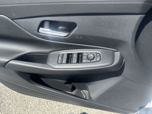 New 2026 Nissan Sentra SV FWD image 28