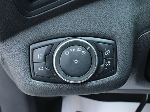 Used 2017 Ford Escape SE FWD image 15