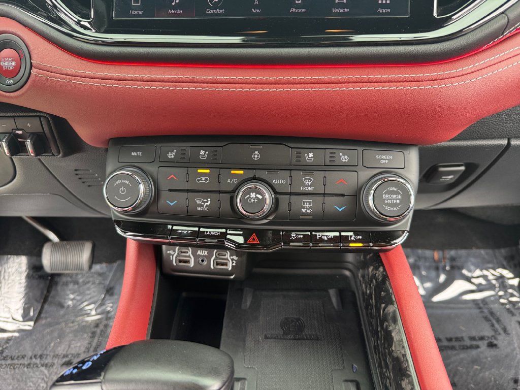 Used 2024 Dodge Durango SRT Hellcat AWD/4WD image 22