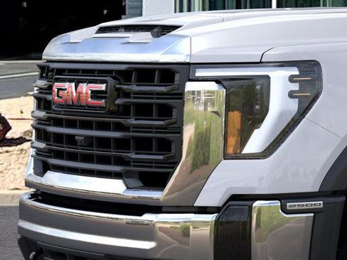 New 2026 GMC Sierra 2500 Pro w/ Convenience Package image 13