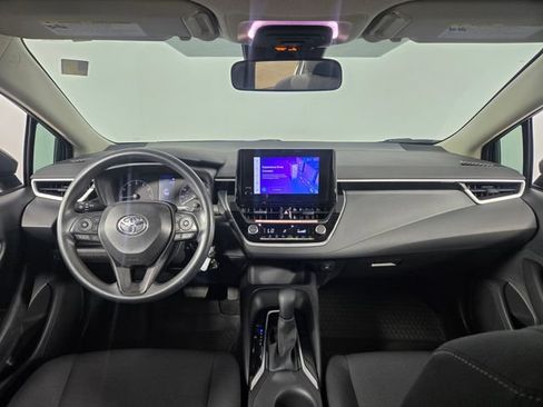 Used 2025 Toyota Corolla LE FWD image 24