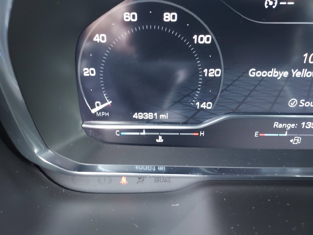 Used 2024 GMC Yukon AT4 w/ Technology Package AWD/4WD image 19