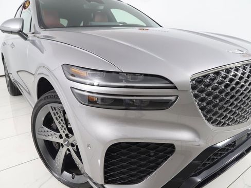 Used 2023 Genesis GV70 2.5T w/ Sport Prestige Package image 20