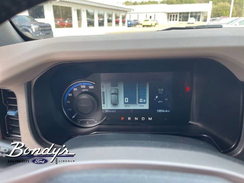 Used 2024 Ford Bronco Wildtrak image 4