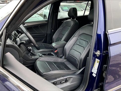 Used 2022 Volkswagen Tiguan SEL R-Line image 20