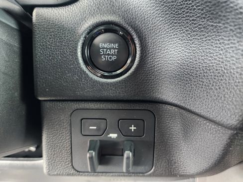 Used 2025 Toyota Tundra SR5 w/ SR5 Premium Package image 31