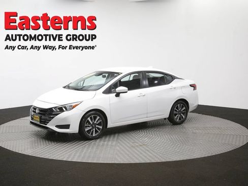 Used 2024 Nissan Versa SV FWD image 55