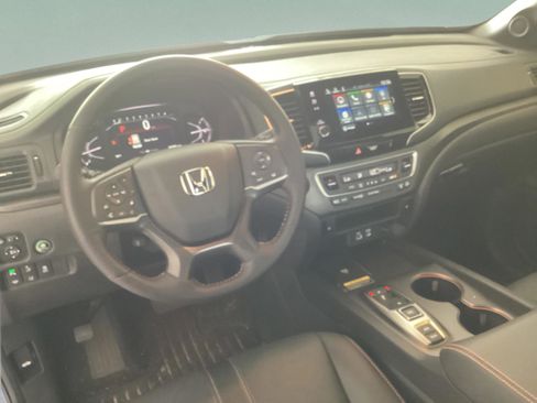 Used 2024 Honda Passport TrailSport image 22