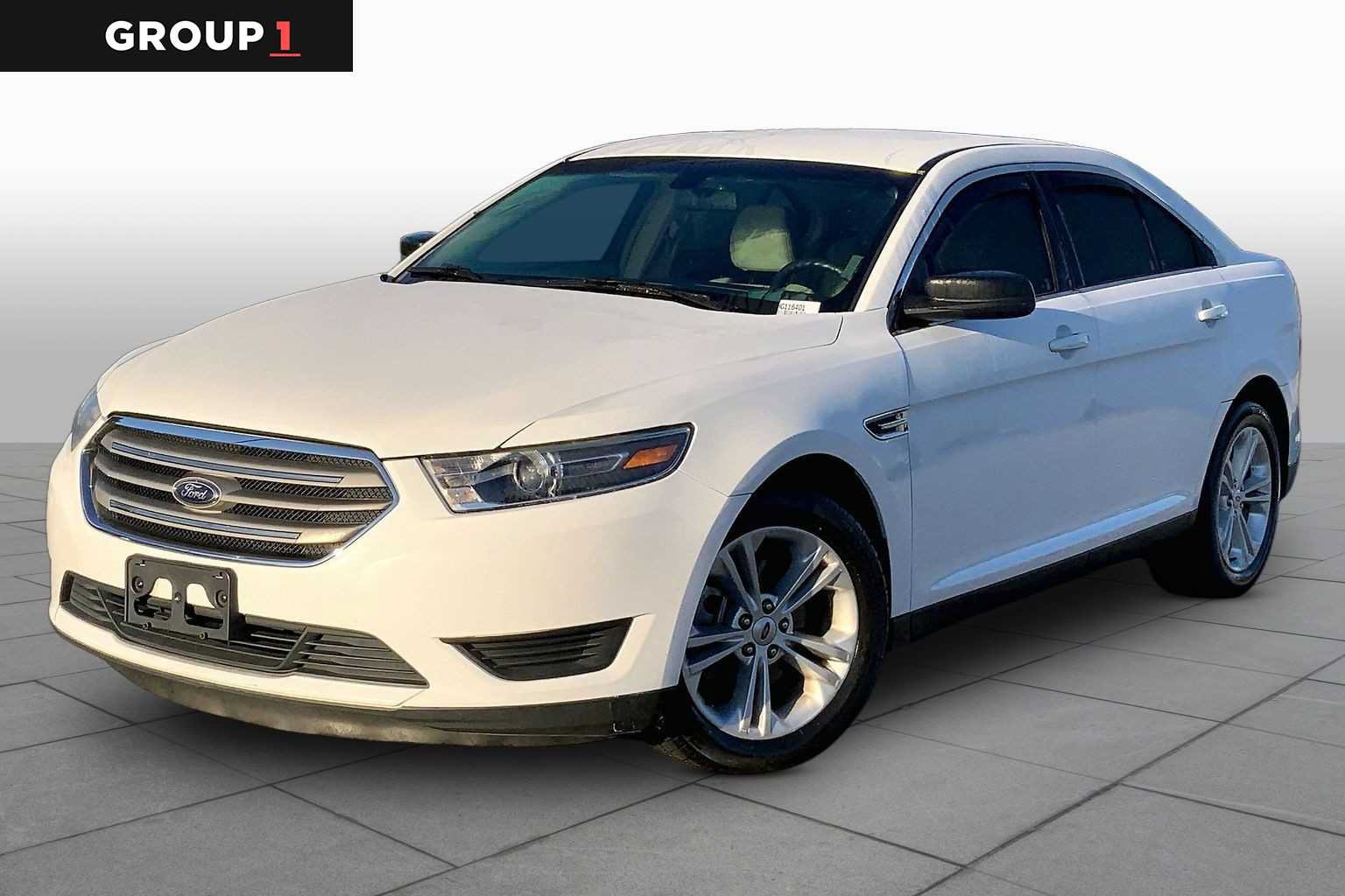 Used 2017 Ford Taurus SE FWD image 1