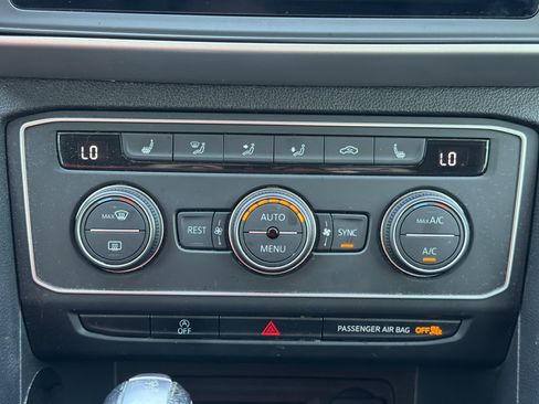 Used 2021 Volkswagen Atlas SE AWD/4WD image 8