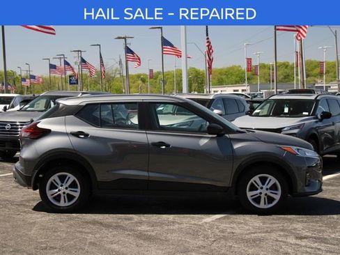 Certified 2025 Nissan Kicks Play S FWD image 11