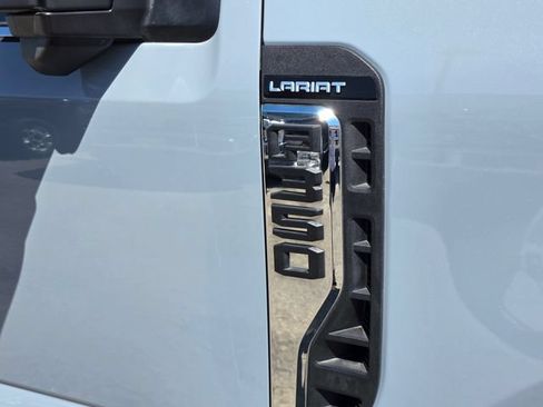 Used 2025 Ford F350 Lariat w/ Chrome Package AWD/4WD image 7