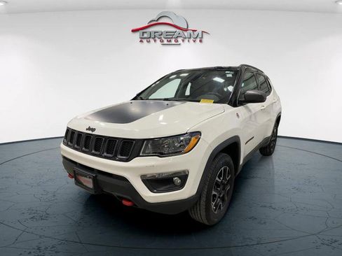 Used 2019 Jeep Compass Trailhawk AWD/4WD image 4
