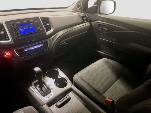 Used 2017 Honda Ridgeline Sport image 25