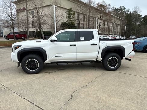 New 2026 Toyota Tacoma TRD Off-Road image 2