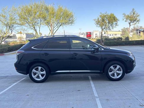 Used 2013 Lexus RX 350 FWD w/ Navigation Pkg image 2