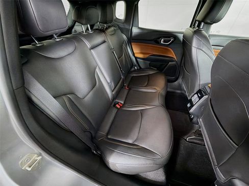 Used 2024 Jeep Compass Limited image 25