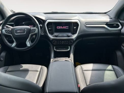 Used 2023 GMC Acadia SLT w/ Elevation Edition image 10