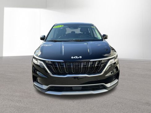 Used 2024 Kia Carnival EX FWD image 8
