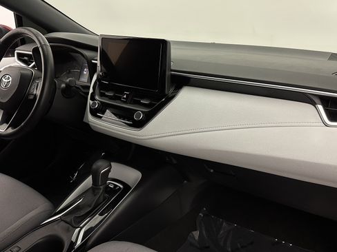 Used 2023 Toyota Corolla SE image 31