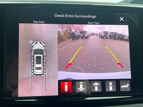 New 2026 Chrysler Pacifica Select image 7