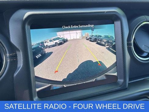 Used 2023 Jeep Wrangler Unlimited Sahara image 4