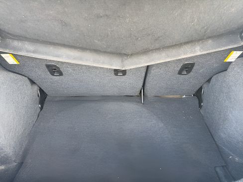 Used 2012 Ford Fiesta SE FWD image 9