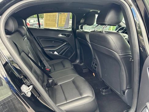 Used 2019 Mercedes-Benz GLA 250 4MATIC image 41