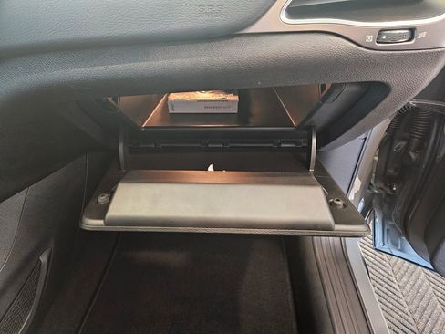 Used 2021 Jeep Cherokee Latitude Lux image 32