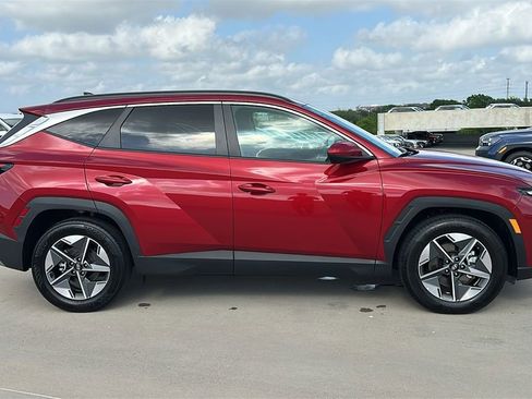 Used 2025 Hyundai Tucson SEL image 13