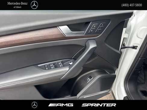 Used 2022 Audi Q5 2.0T Prestige w/ Prestige Package image 13