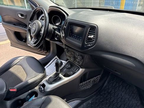 Used 2021 Jeep Compass Latitude w/ Sun and Sound Group AWD/4WD image 30