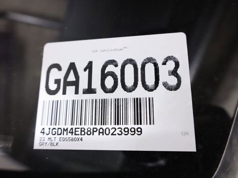 Used 2023 Mercedes-Benz EQS 580 4MATIC SUV w/ Exclusive Trim Package image 72