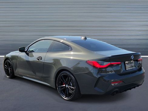 Used 2023 BMW 430i Coupe w/ M Sport Package RWD image 4