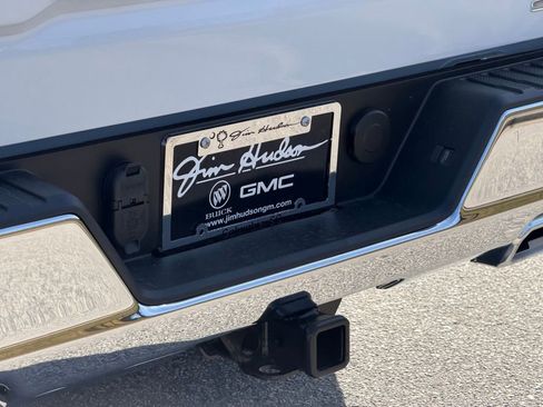 New 2026 GMC Sierra 1500 SLT w/ SLT Premium Package image 10