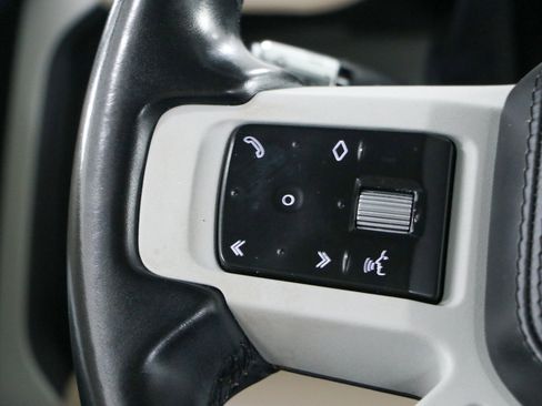 Used 2020 Land Rover Defender 110 S AWD/4WD image 13