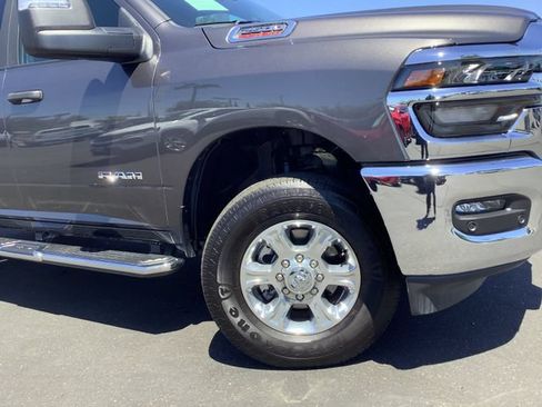 Used 2026 RAM 2500 Big Horn AWD/4WD image 3