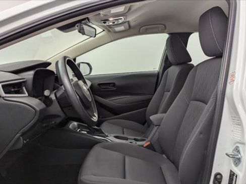 Used 2024 Toyota Corolla LE image 14