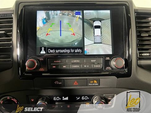 Used 2023 Nissan Frontier PRO-4X w/ Pro Convenience Package AWD/4WD image 11
