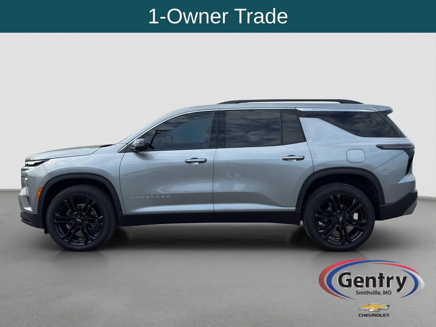Used 2026 Chevrolet Traverse LT w/ Driver Confidence Package AWD/4WD image 3