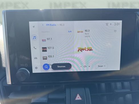 Used 2025 Toyota RAV4 XLE image 17