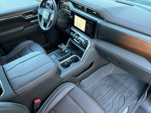 Used 2023 GMC Sierra 1500 Denali image 15