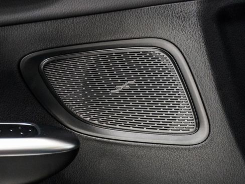 Used 2024 Mercedes-Benz C 300 4MATIC Sedan image 17
