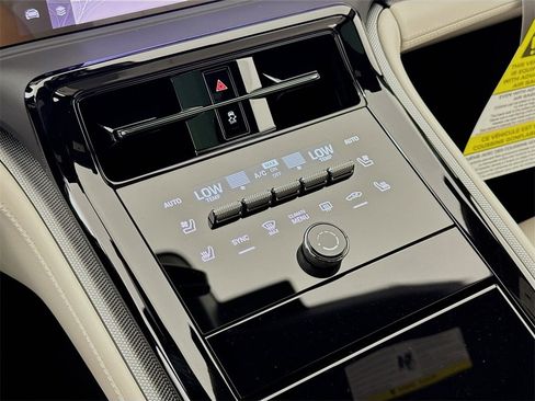 New 2026 Porsche Panamera image 22