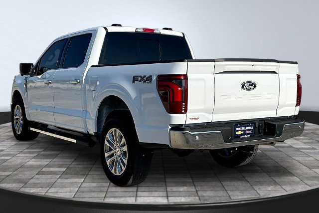 Used 2024 Ford F150 Lariat w/ Bed Utility Package AWD/4WD image 4